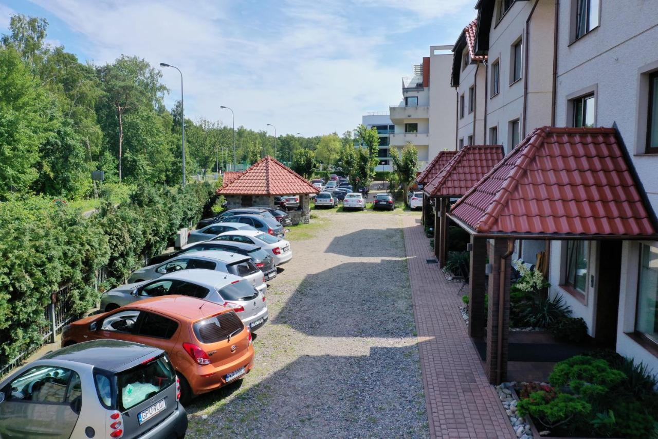 Pokoje Goscinne Atol Hel Buitenkant foto